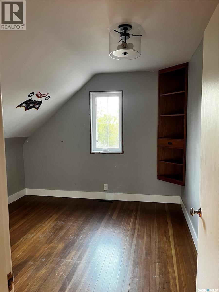1306 Assiniboia Avenue Property Photo 49