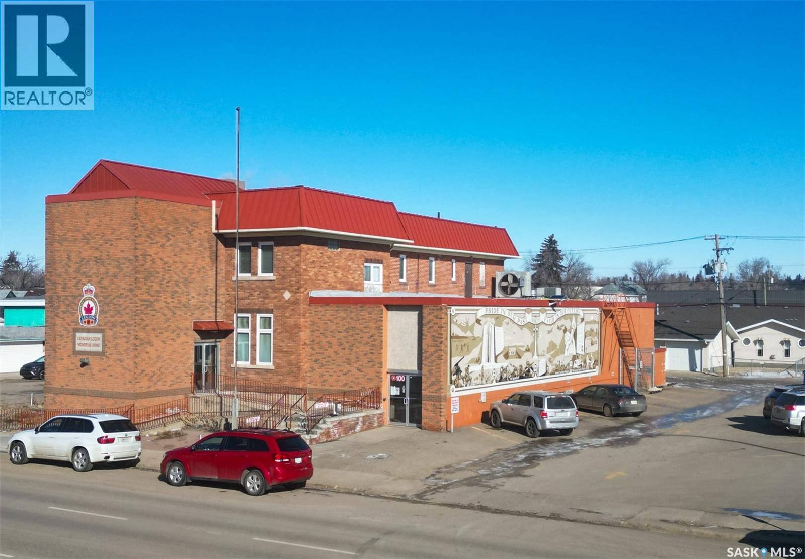268 High Street W Property Photo 2
