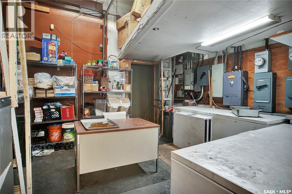 1013 Broadway Avenue Property Photo 5