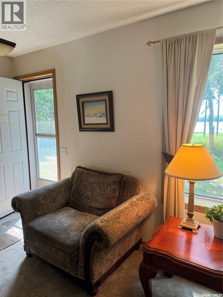 Crystal Lake Jewel Property Photo 5