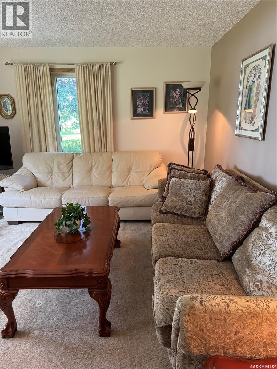 Crystal Lake Jewel Property Photo 7
