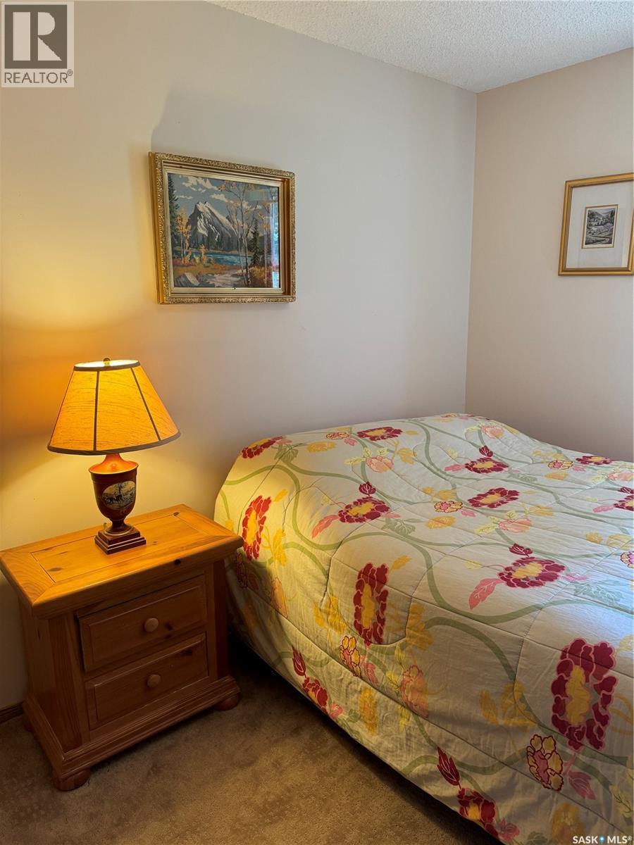 Crystal Lake Jewel Property Photo 17