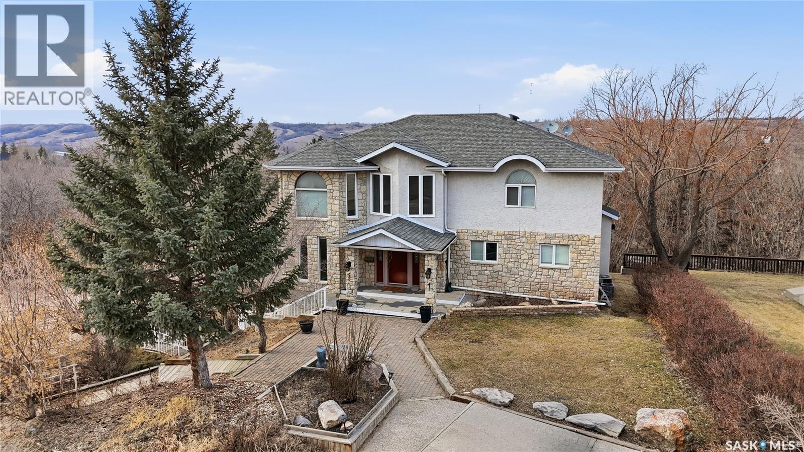 10 Meadow Bay Property Photo 1