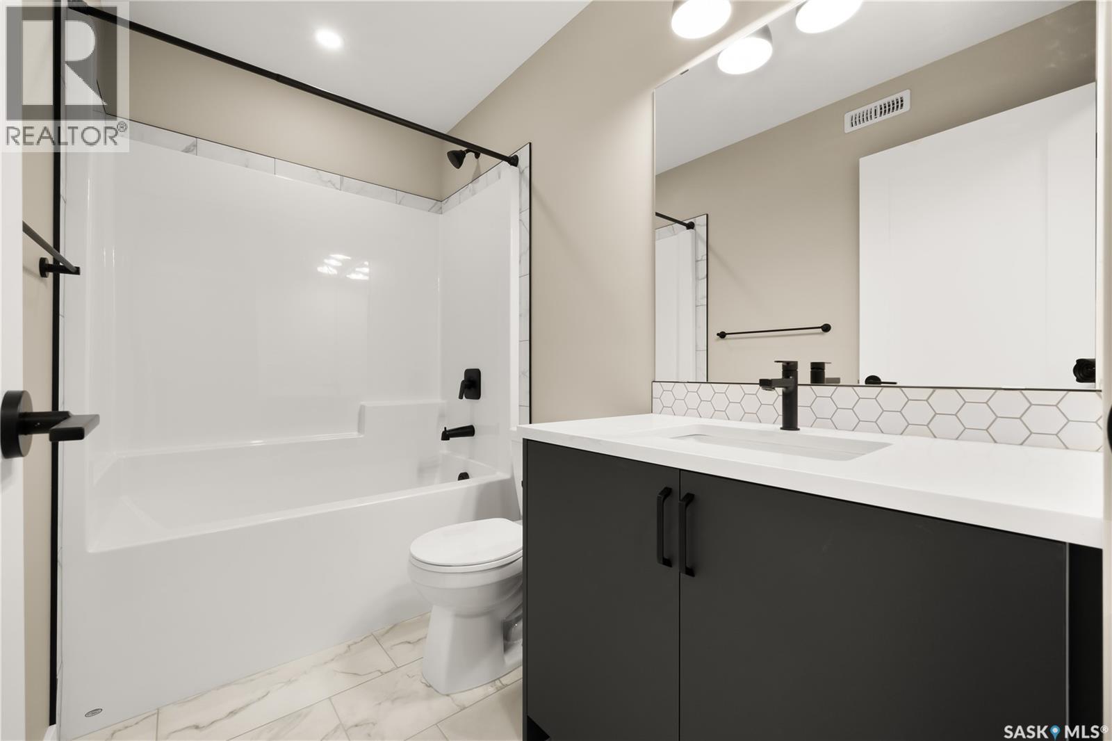 315 Veterans Drive Property Photo 20