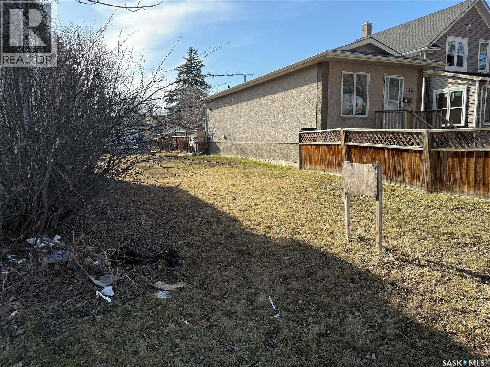 1130 Athol Street Property Photo 1