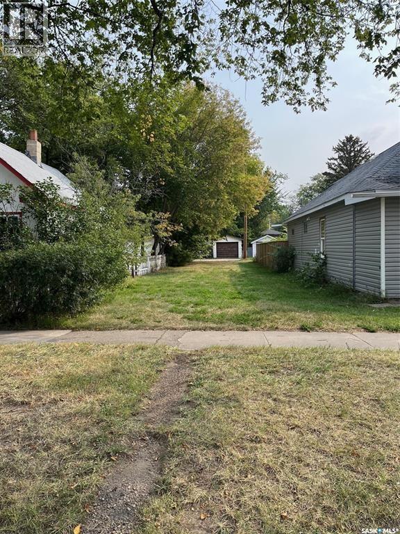 320 J Avenue S Property Photo 1