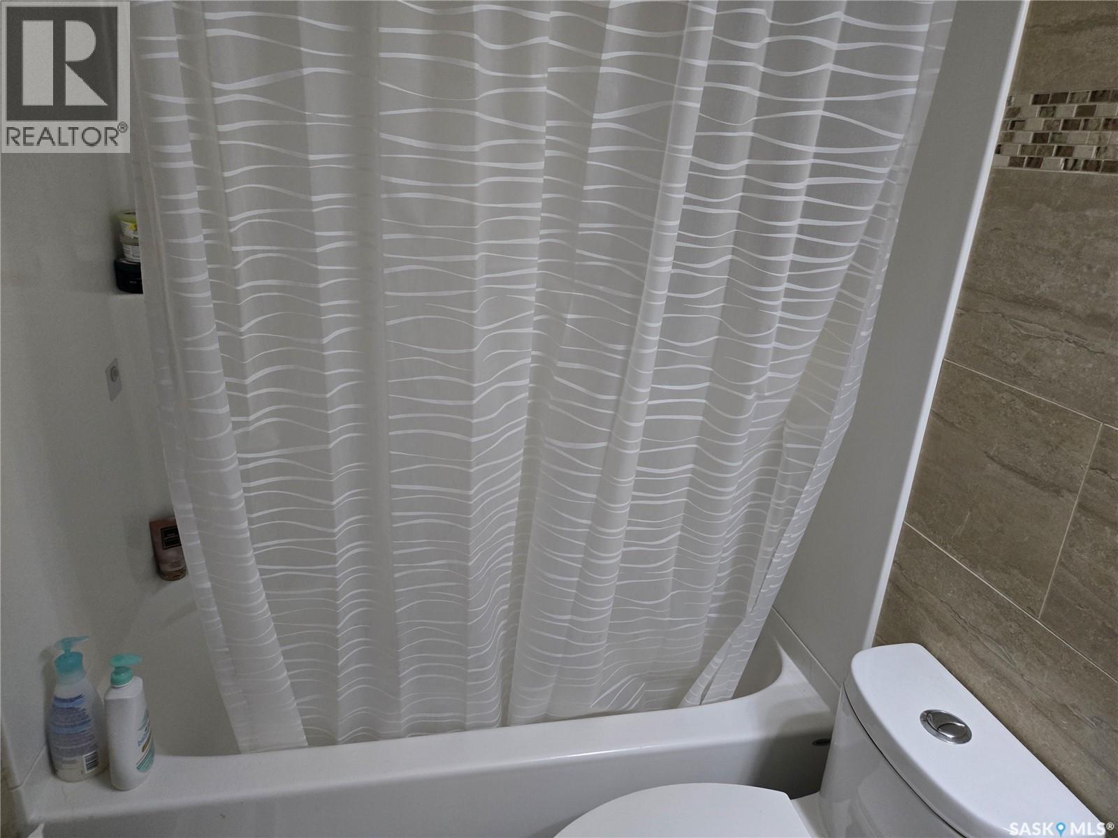 115a 4040 8th Street E Property Photo 9