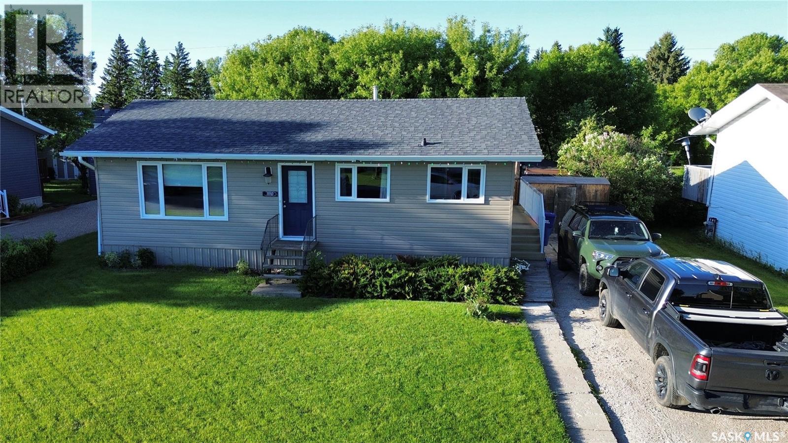 1110 Robin Avenue Property Photo 1