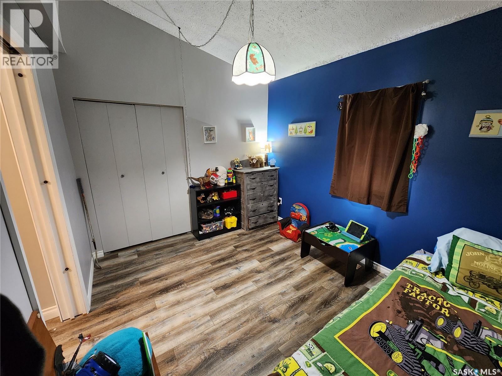 215 Mergens Street Property Photo 15