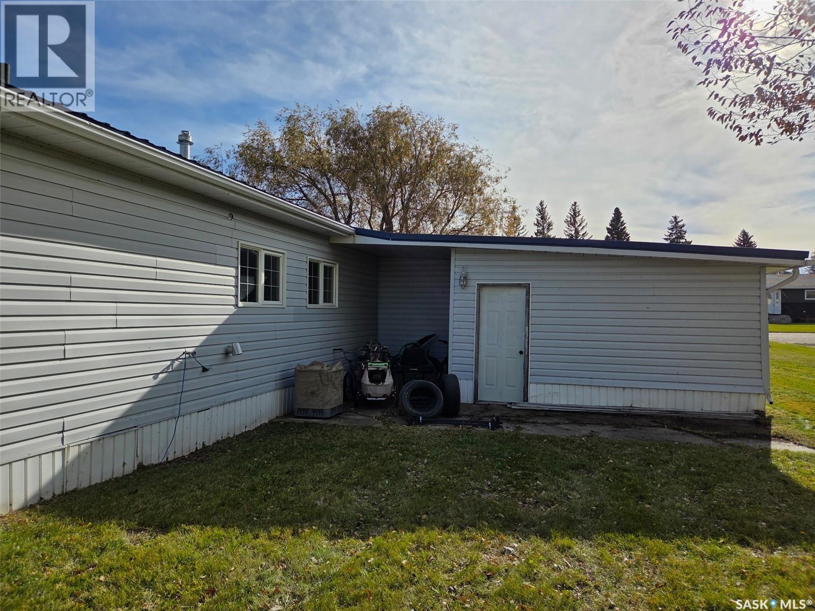 720 Maple Drive Property Photo 7