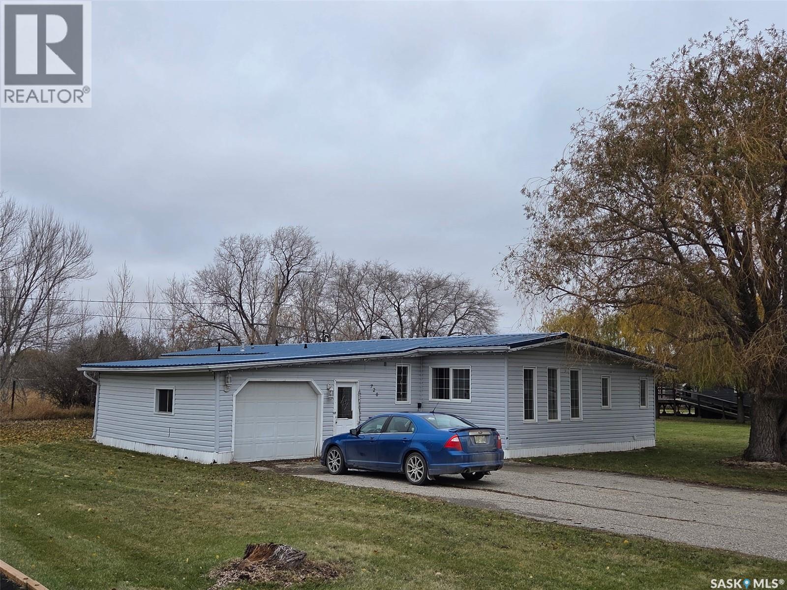 720 Maple Drive Property Photo 14
