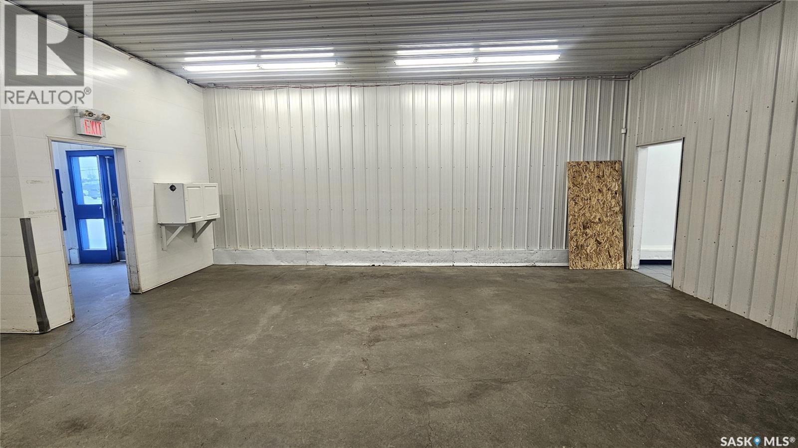 50 Manitoba Street E Property Photo 14