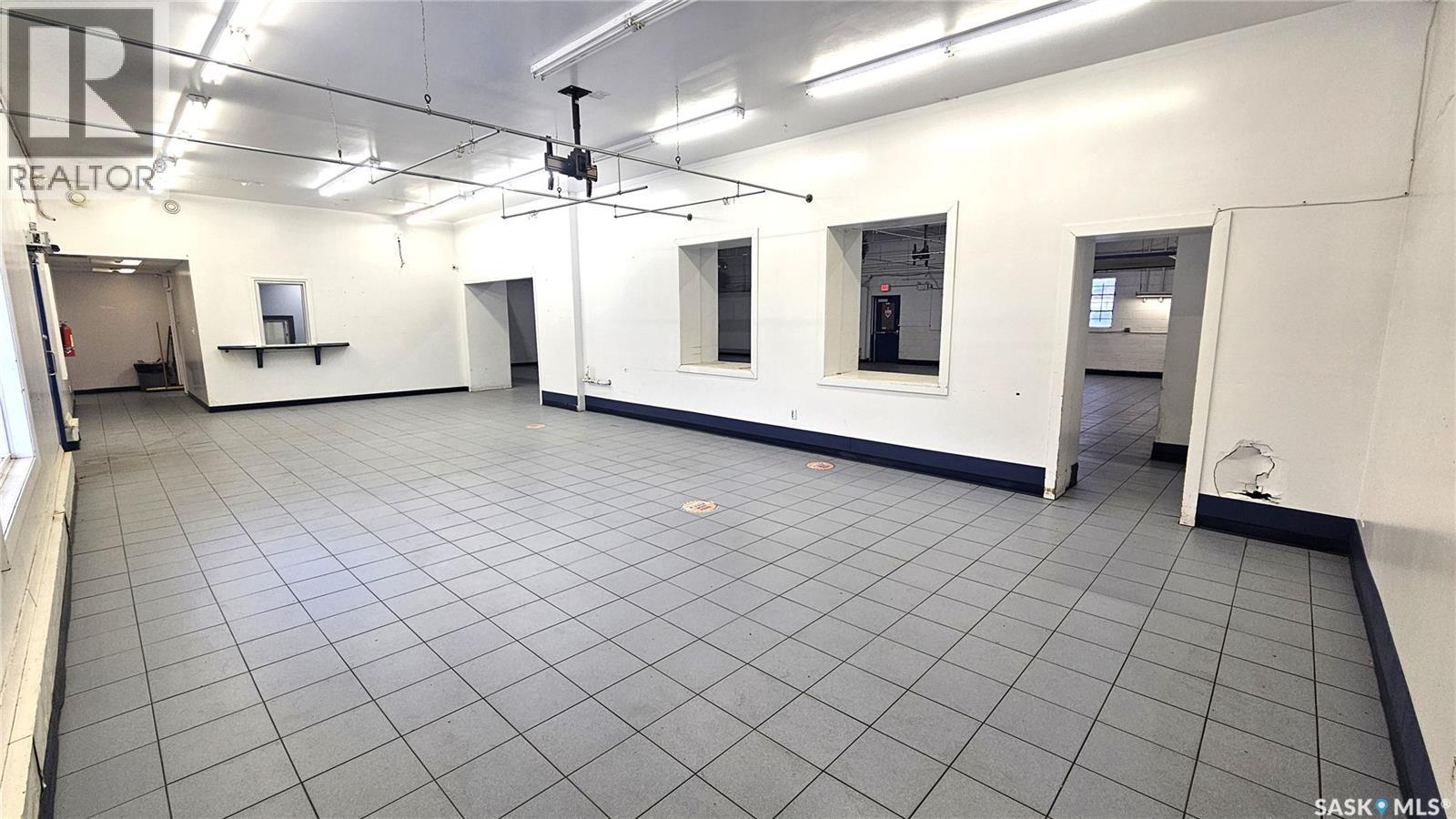 50 Manitoba Street E Property Photo 15