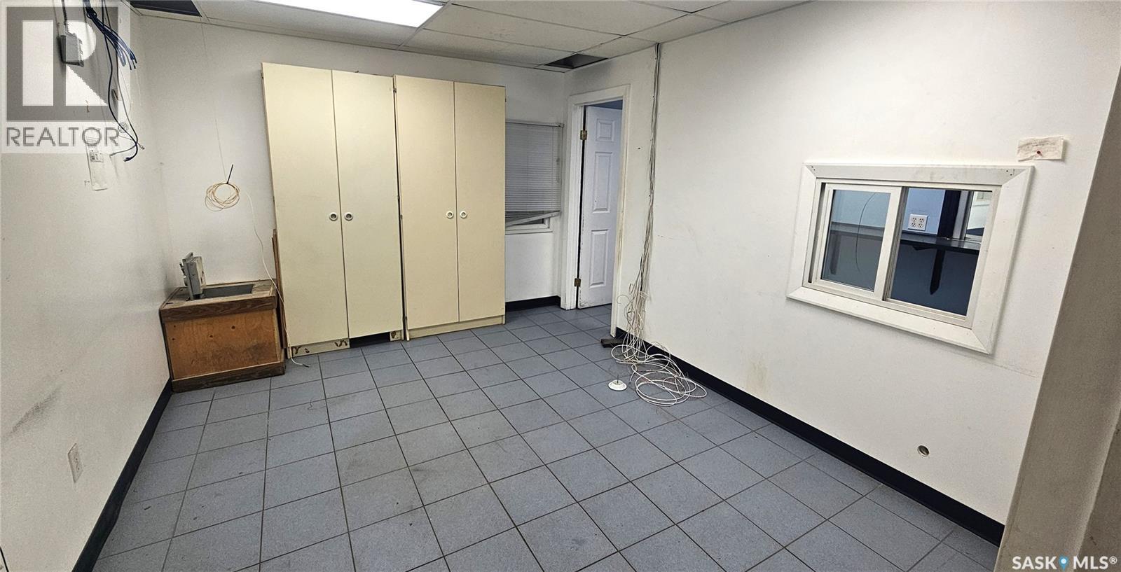 50 Manitoba Street E Property Photo 16