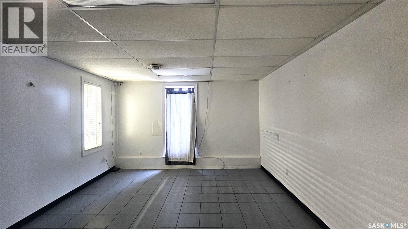 50 Manitoba Street E Property Photo 18