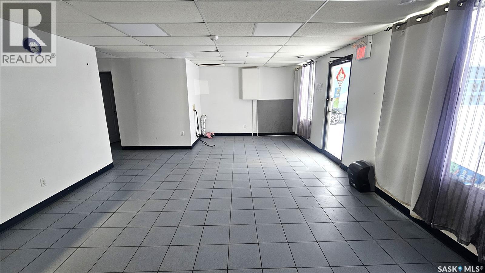 50 Manitoba Street E Property Photo 25