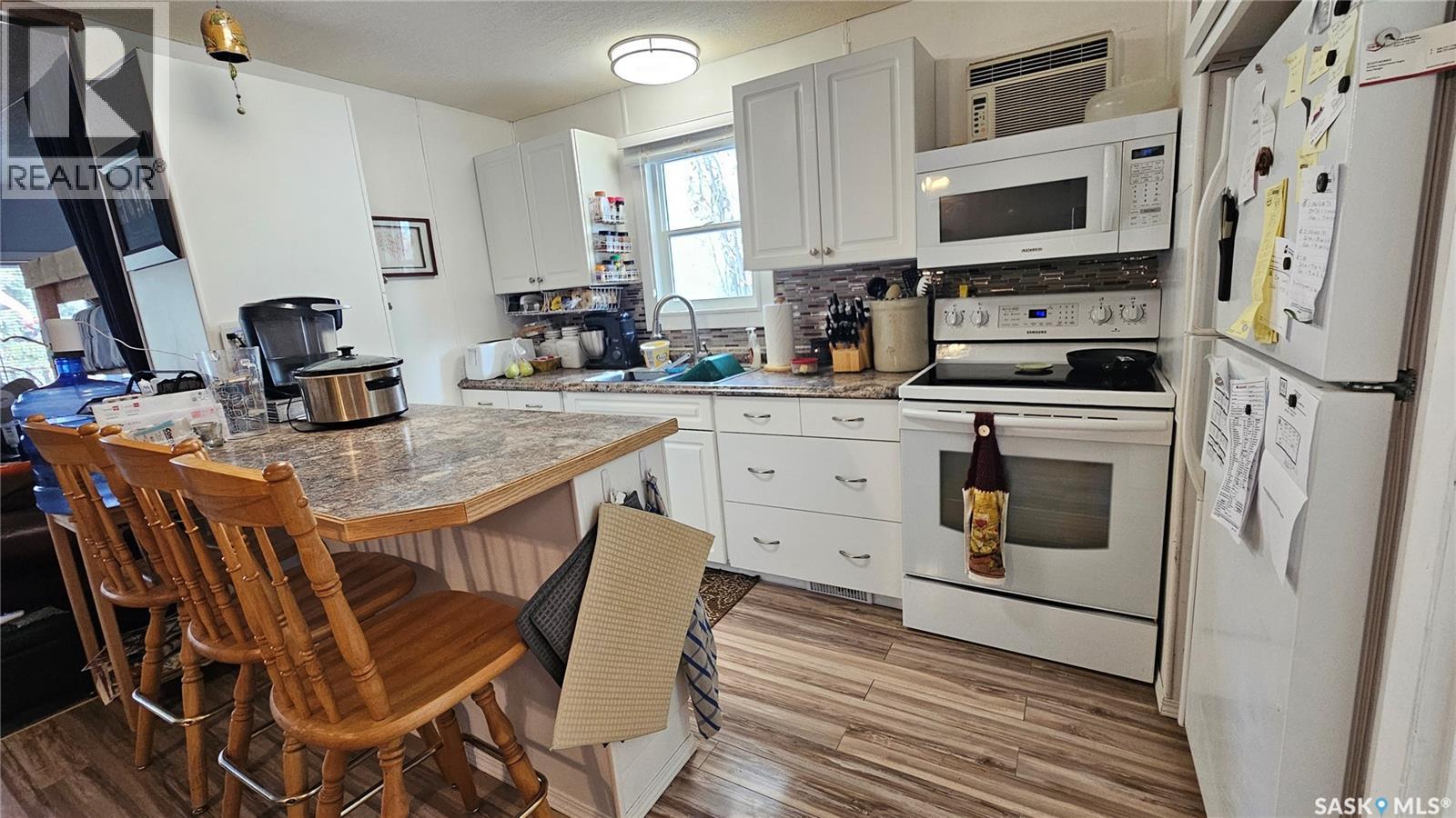 97 Ferguson Bay Property Photo 3