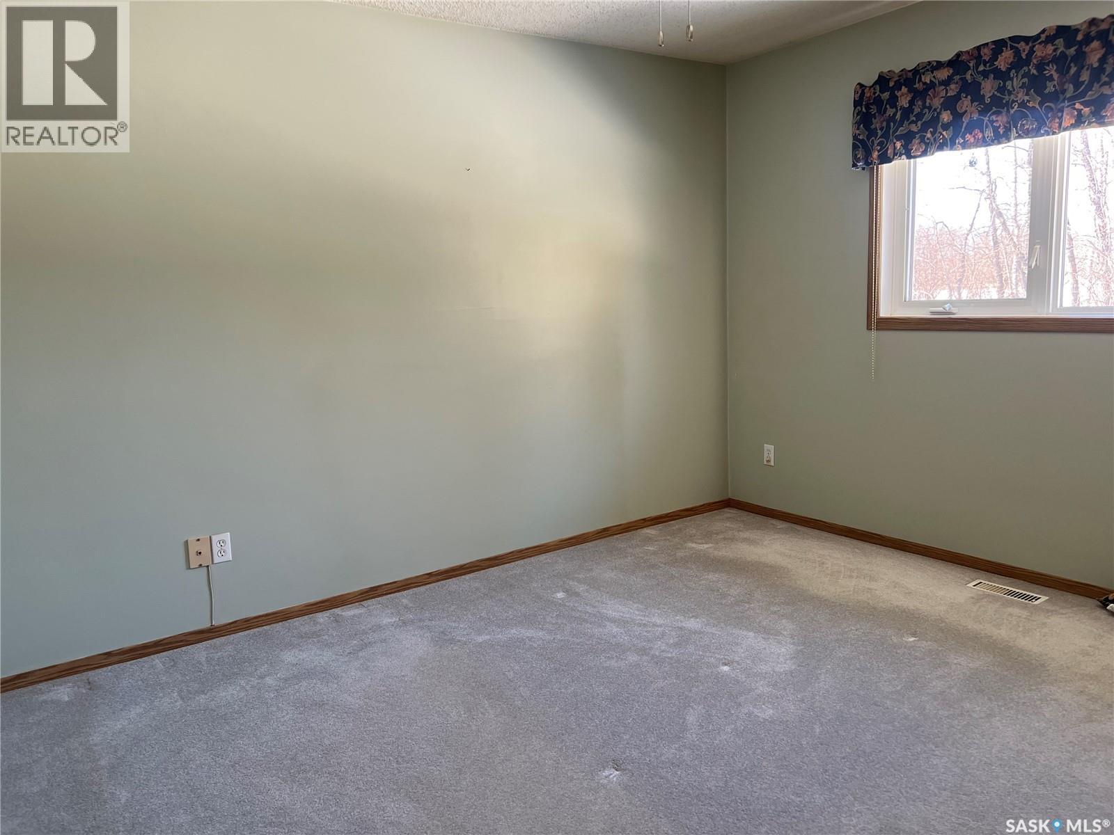 Serhan Acreage Property Photo 11