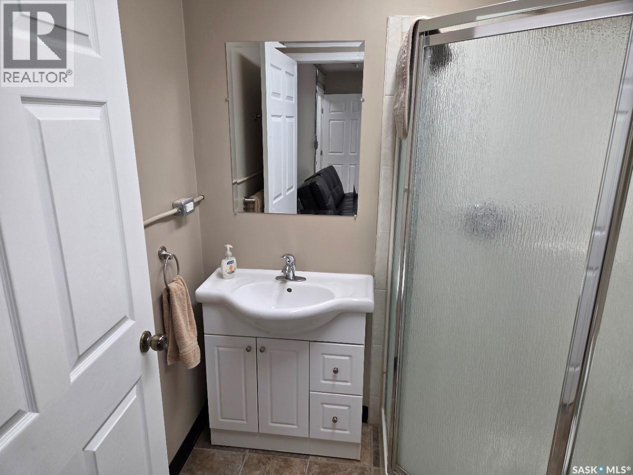 204 Railway Avenue S Property Photo 53