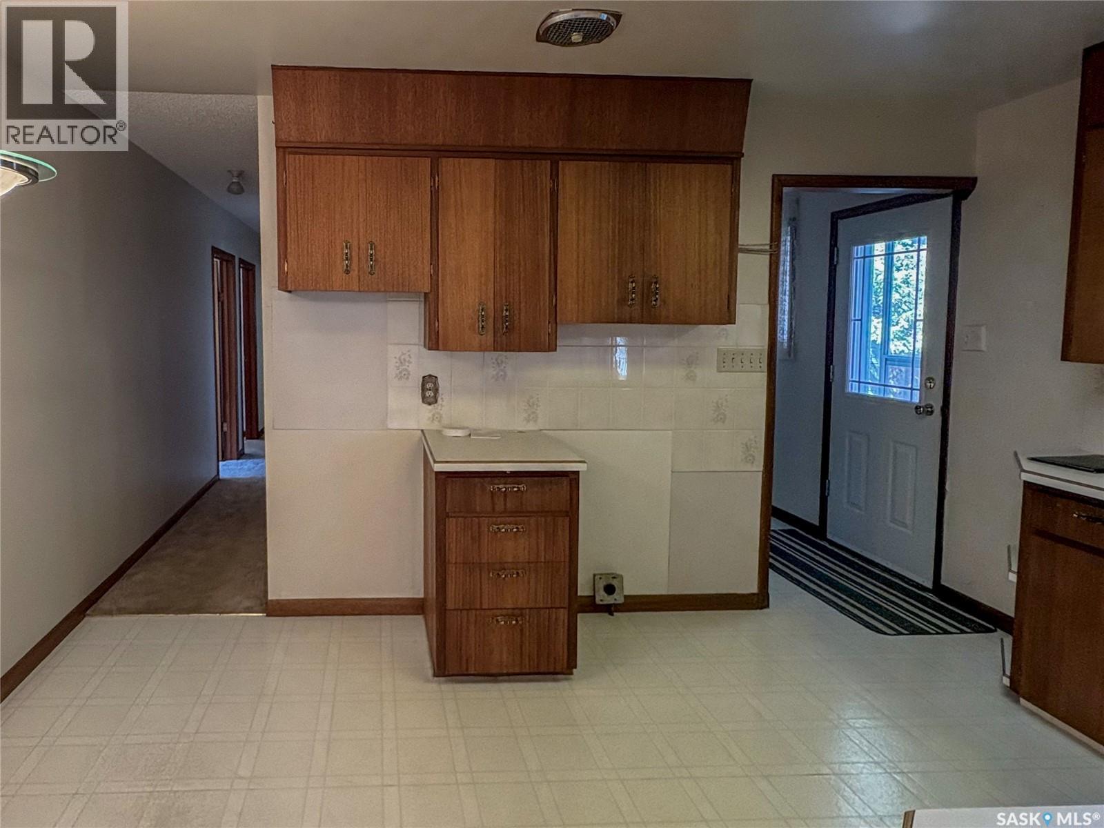 402 Fourth Street Property Photo 11