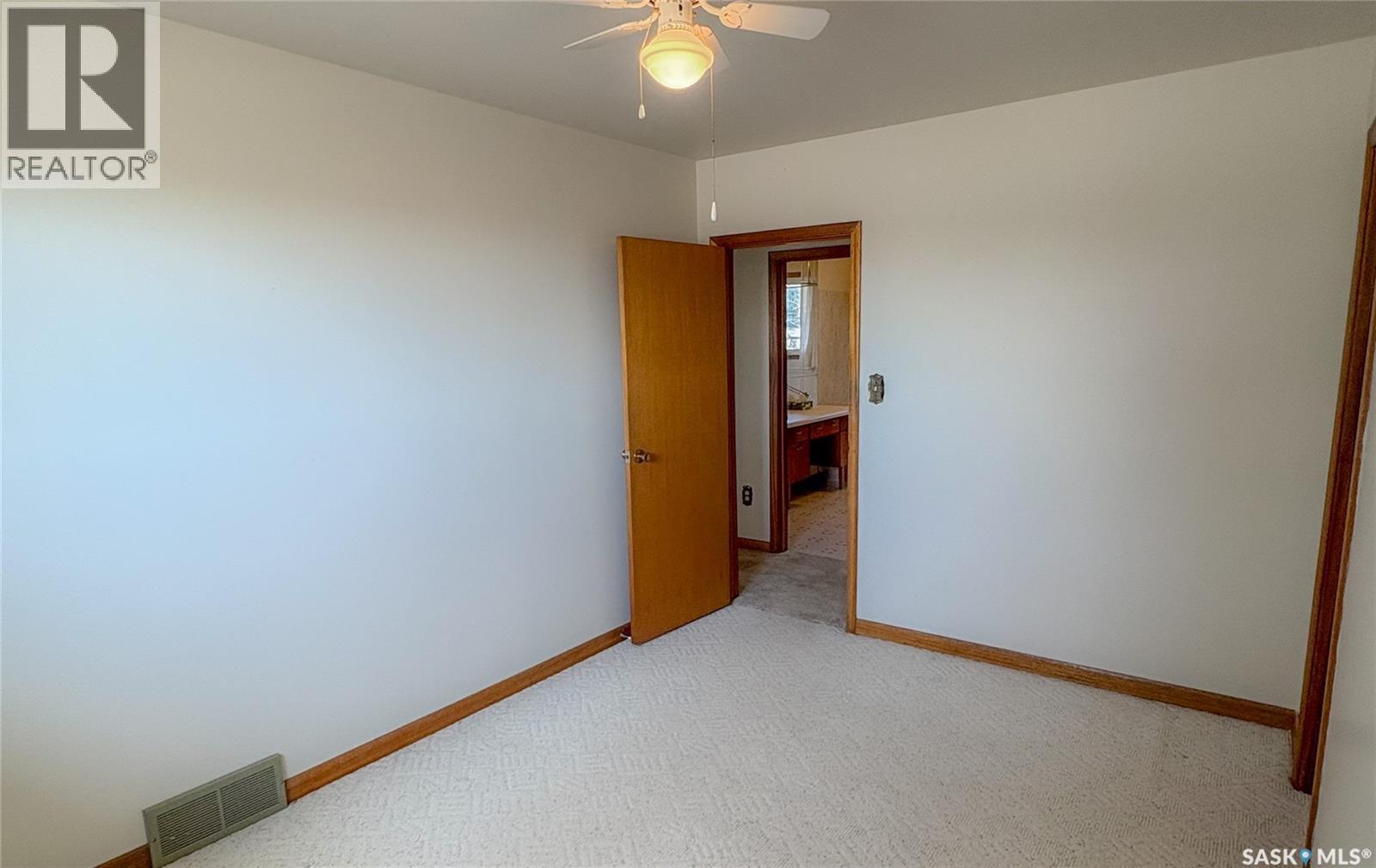 402 Fourth Street Property Photo 16