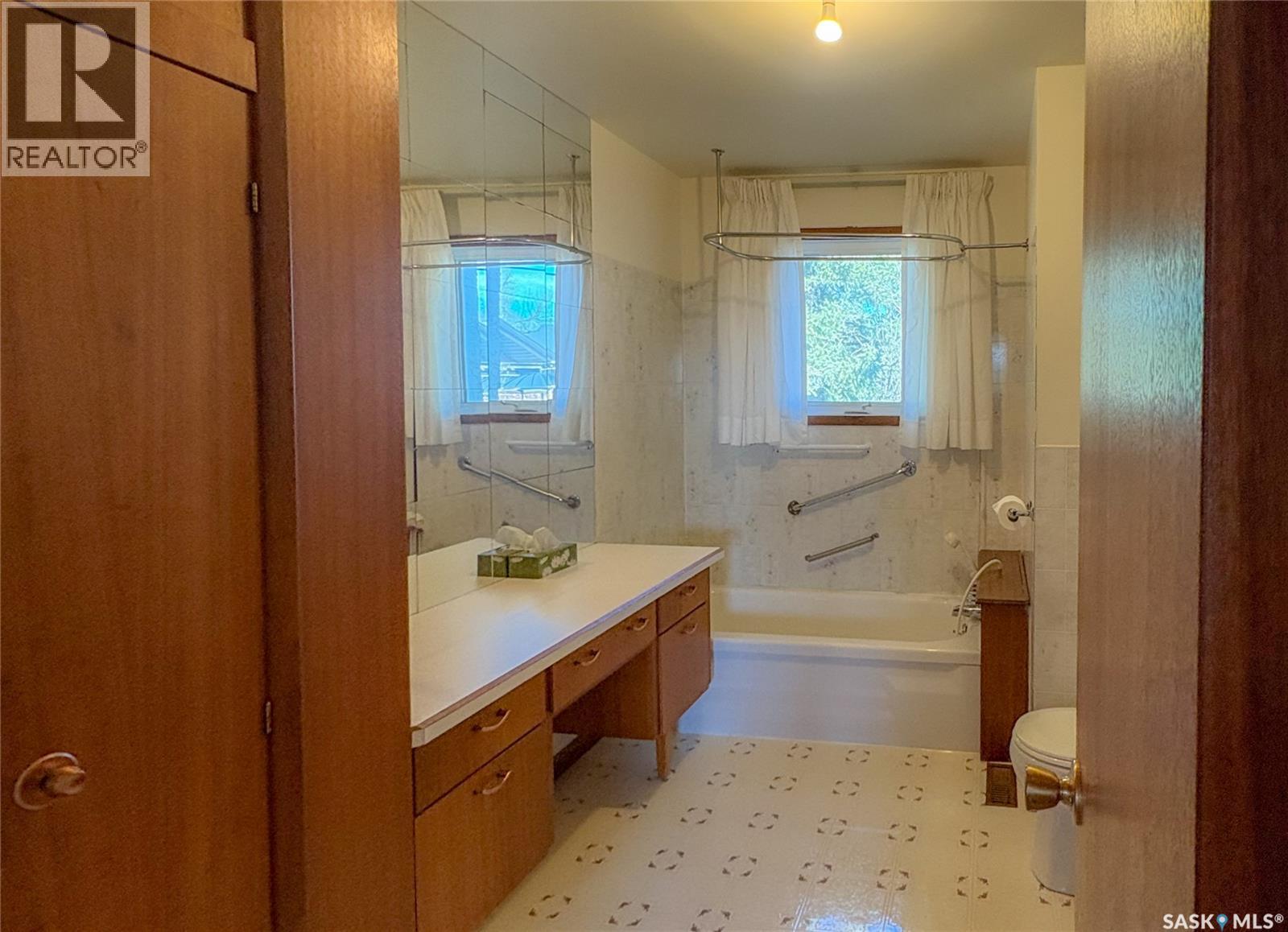 402 Fourth Street Property Photo 21