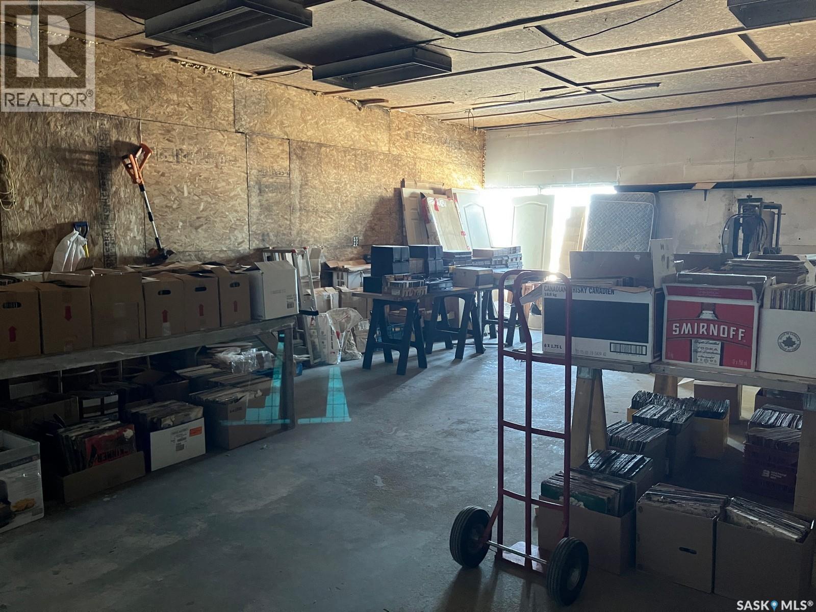 100 Railway Avenue Property Photo 14