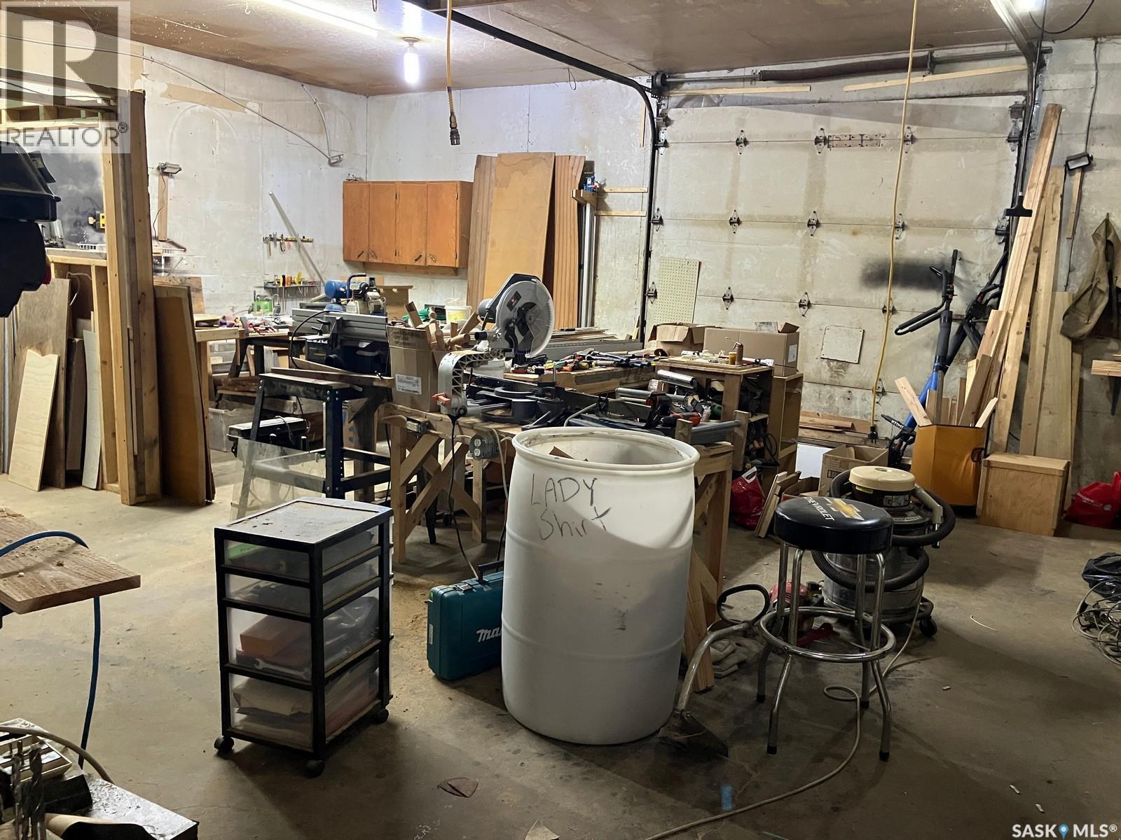 100 Railway Avenue Property Photo 19