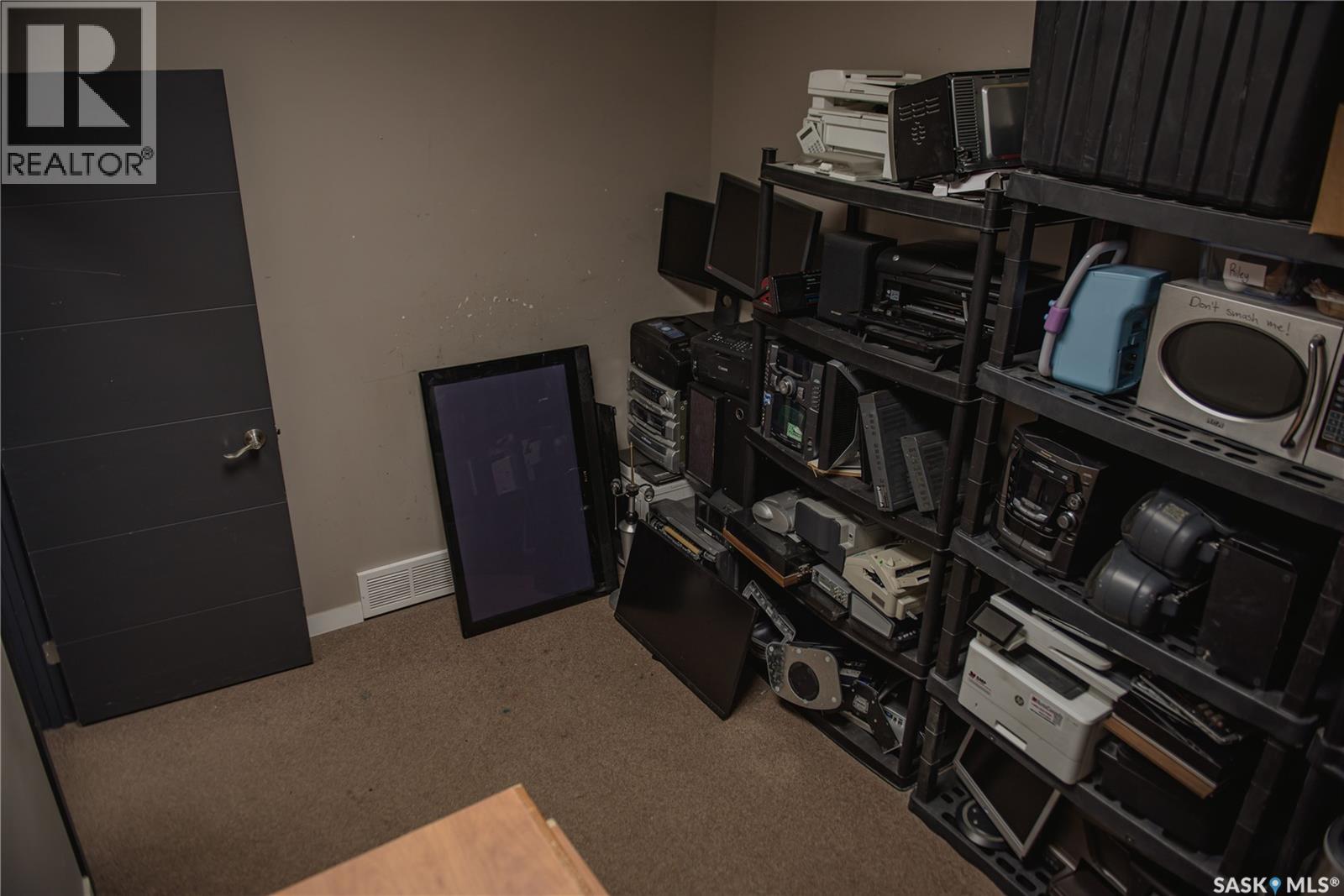 90 4019 Aronec Avenue Property Photo 22