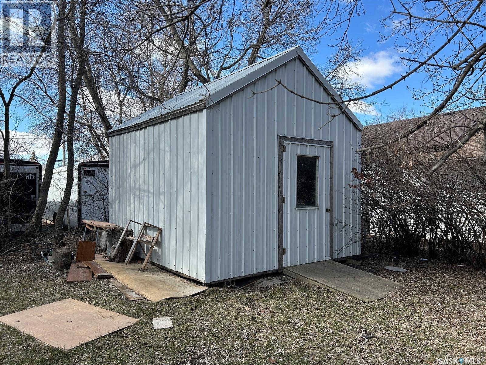 833 Beryl Avenue Property Photo 15