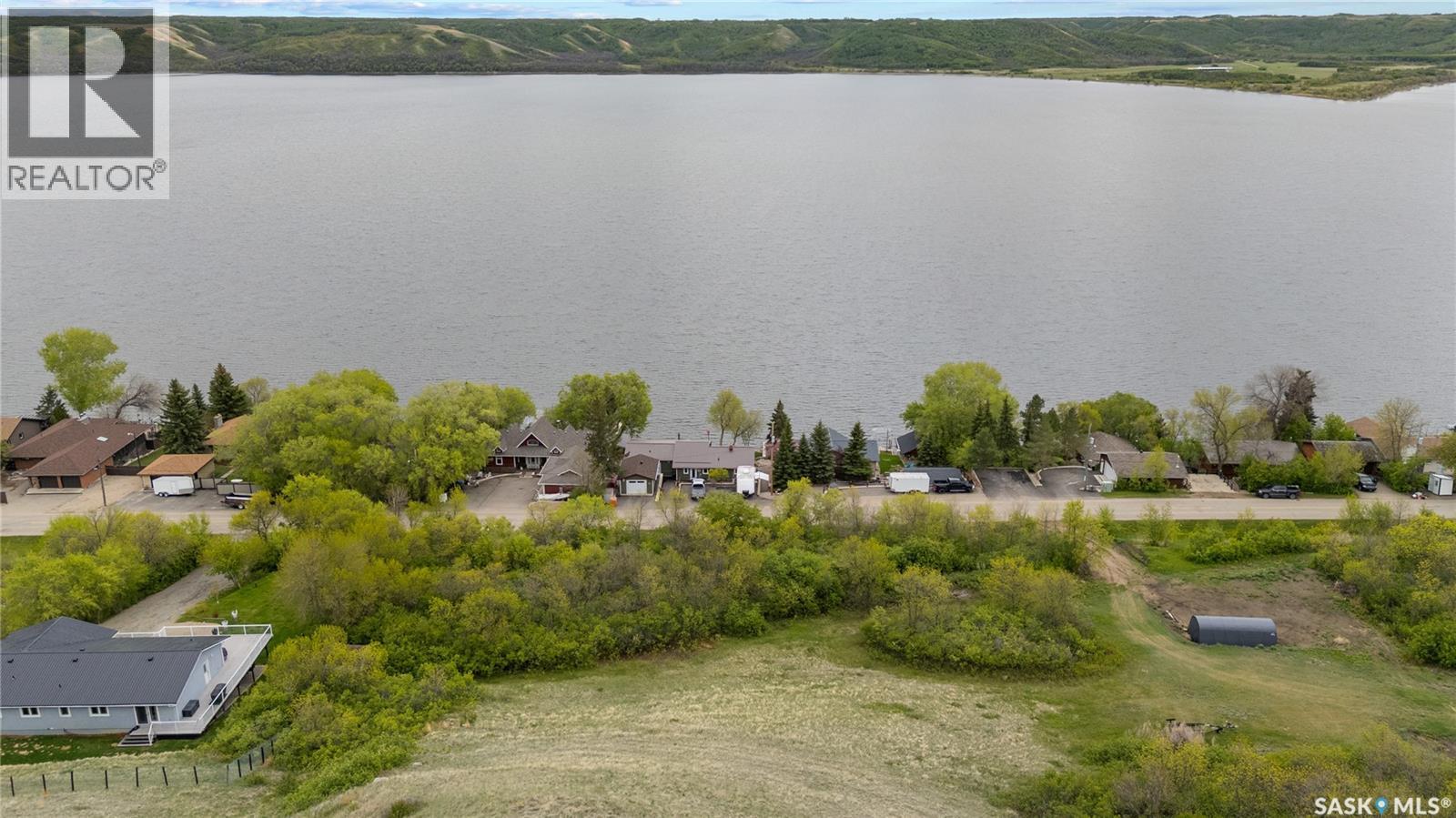 373 Pasqua Lake Road Property Photo 1