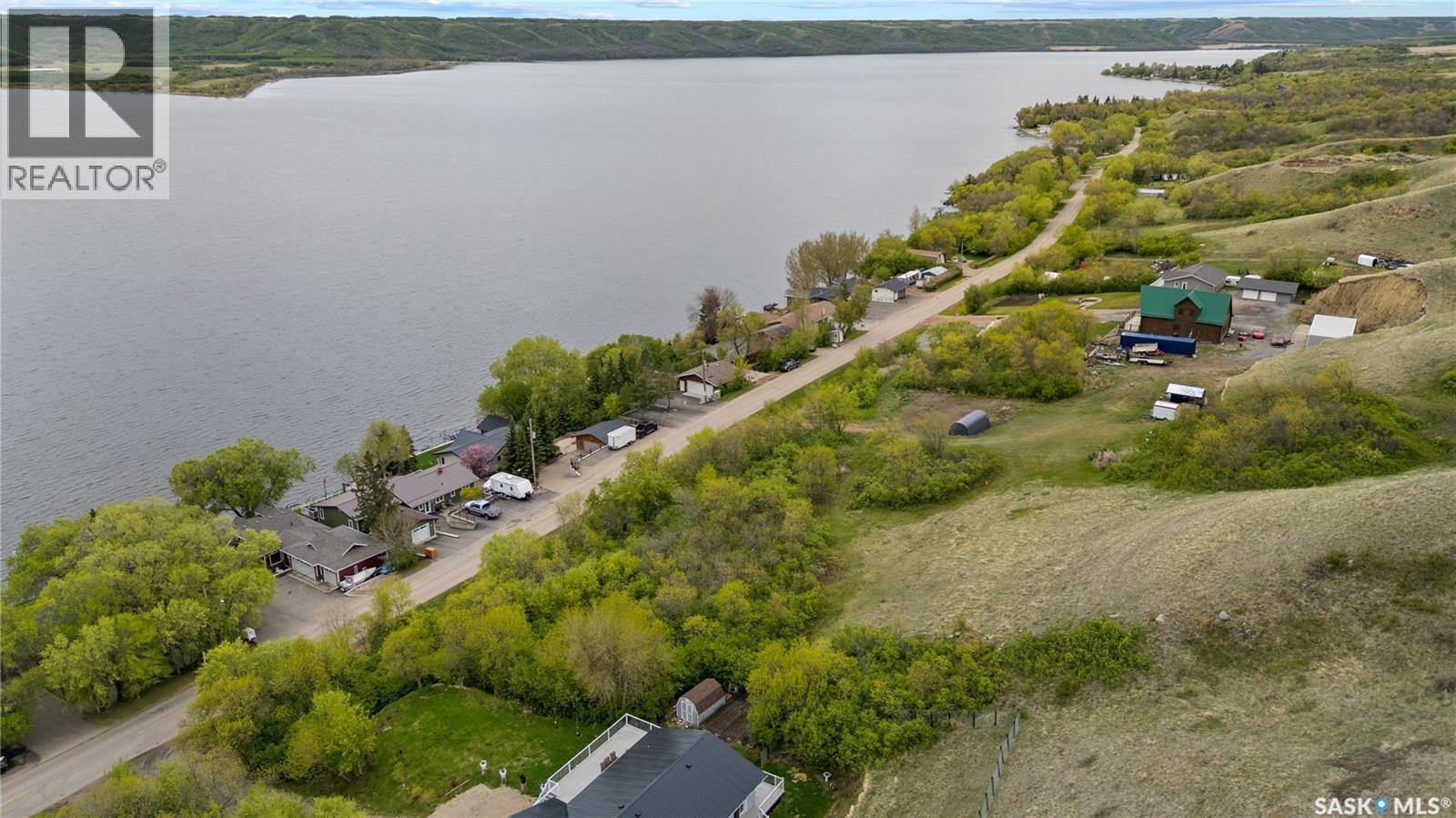 373 Pasqua Lake Road Property Photo 3