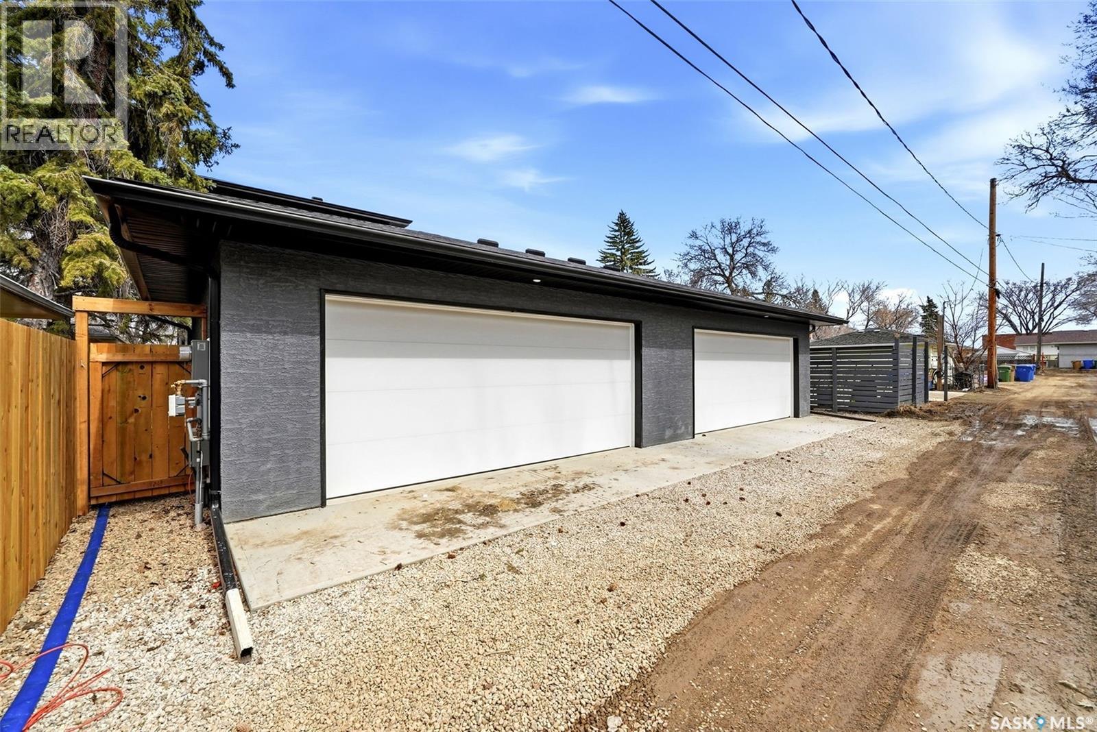 3917 Qu'appelle Drive Property Photo 46