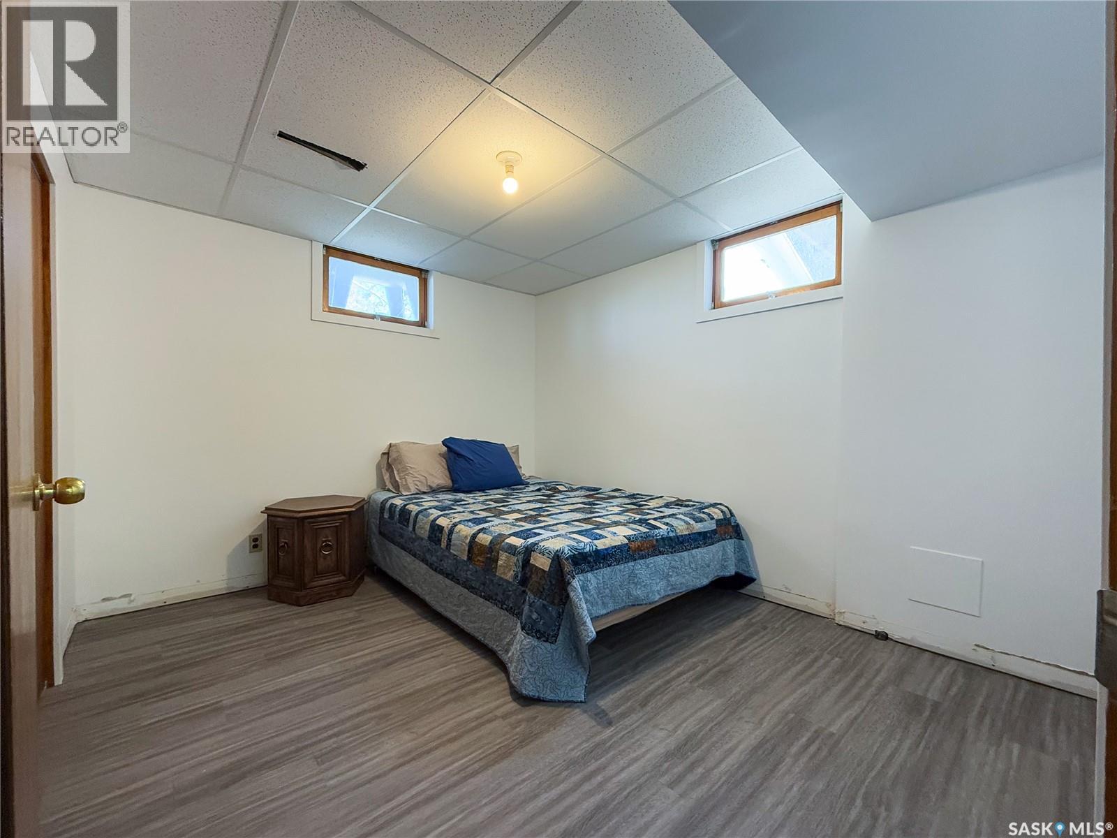 208 1st Street E Property Photo 40