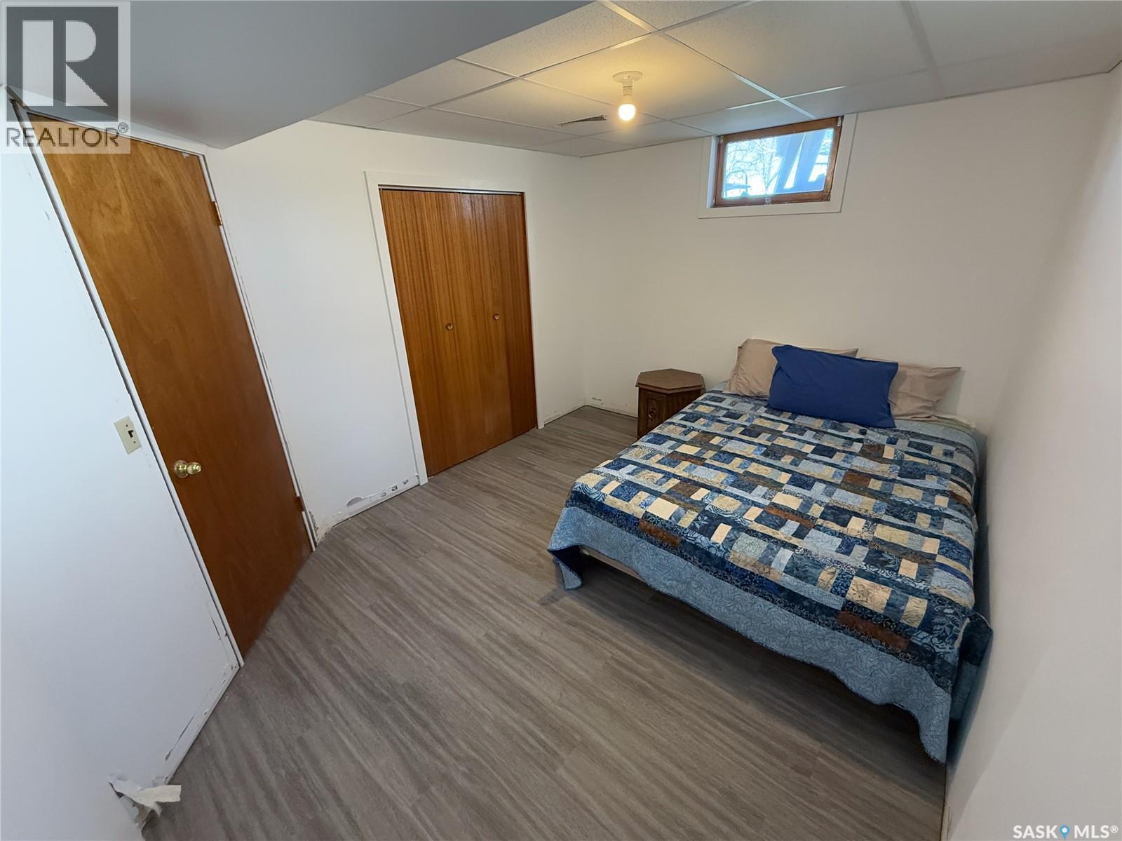 208 1st Street E Property Photo 41