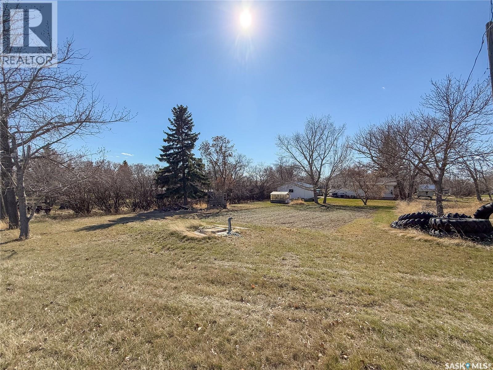 208 1st Street E Property Photo 52