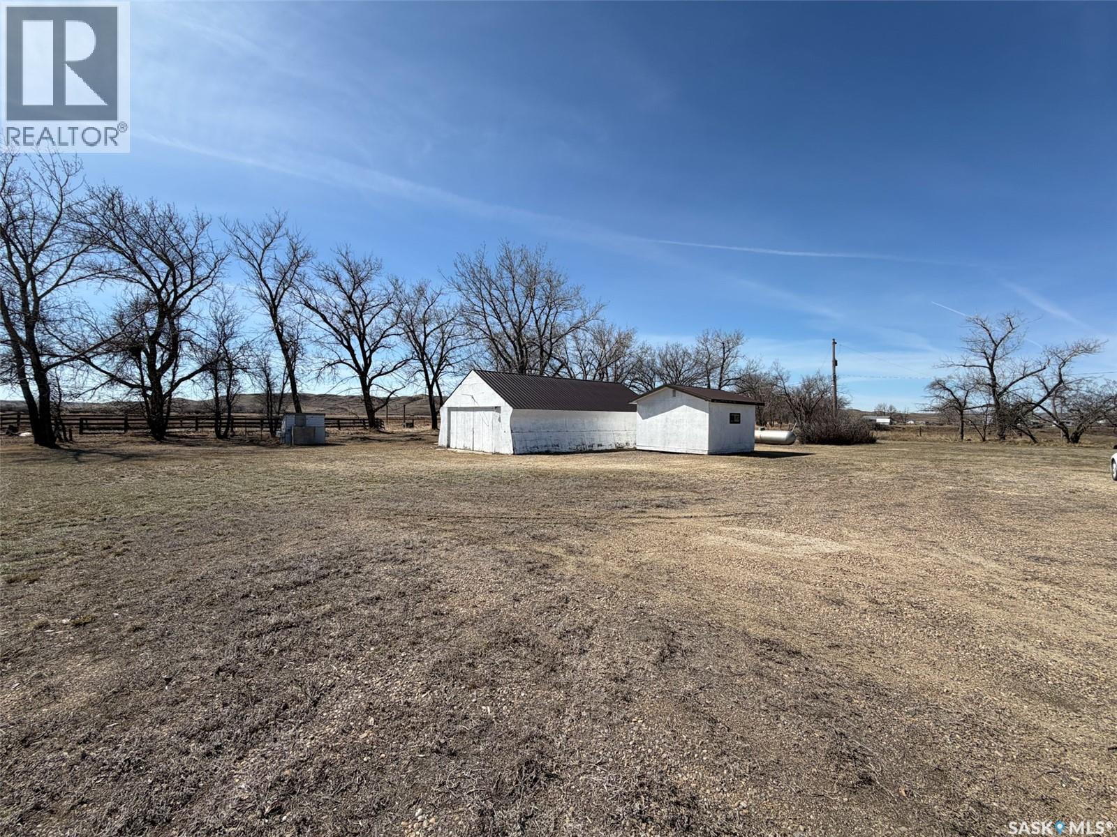 Eastend Wills Acreage Property Photo 44