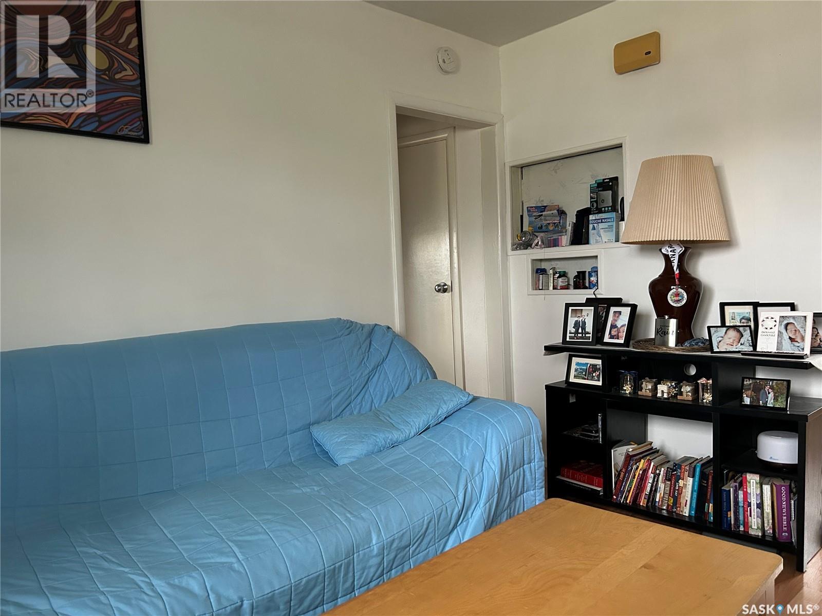 316 4th Avenue W Property Photo 5