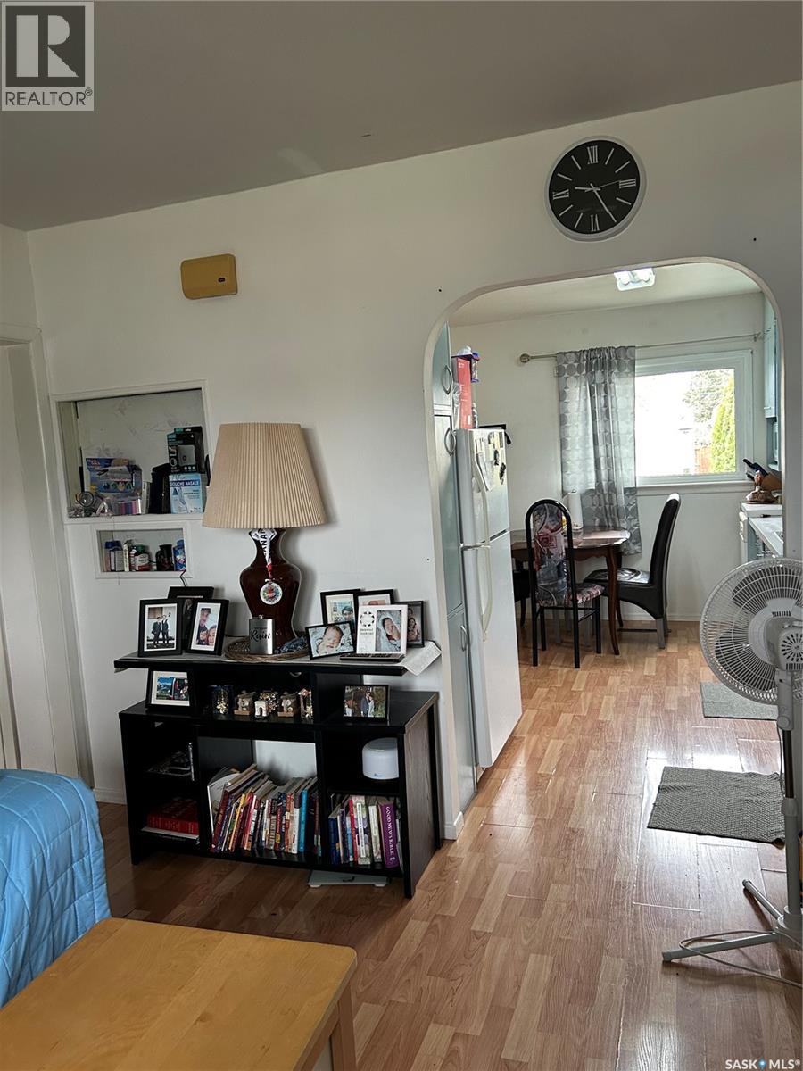 316 4th Avenue W Property Photo 6