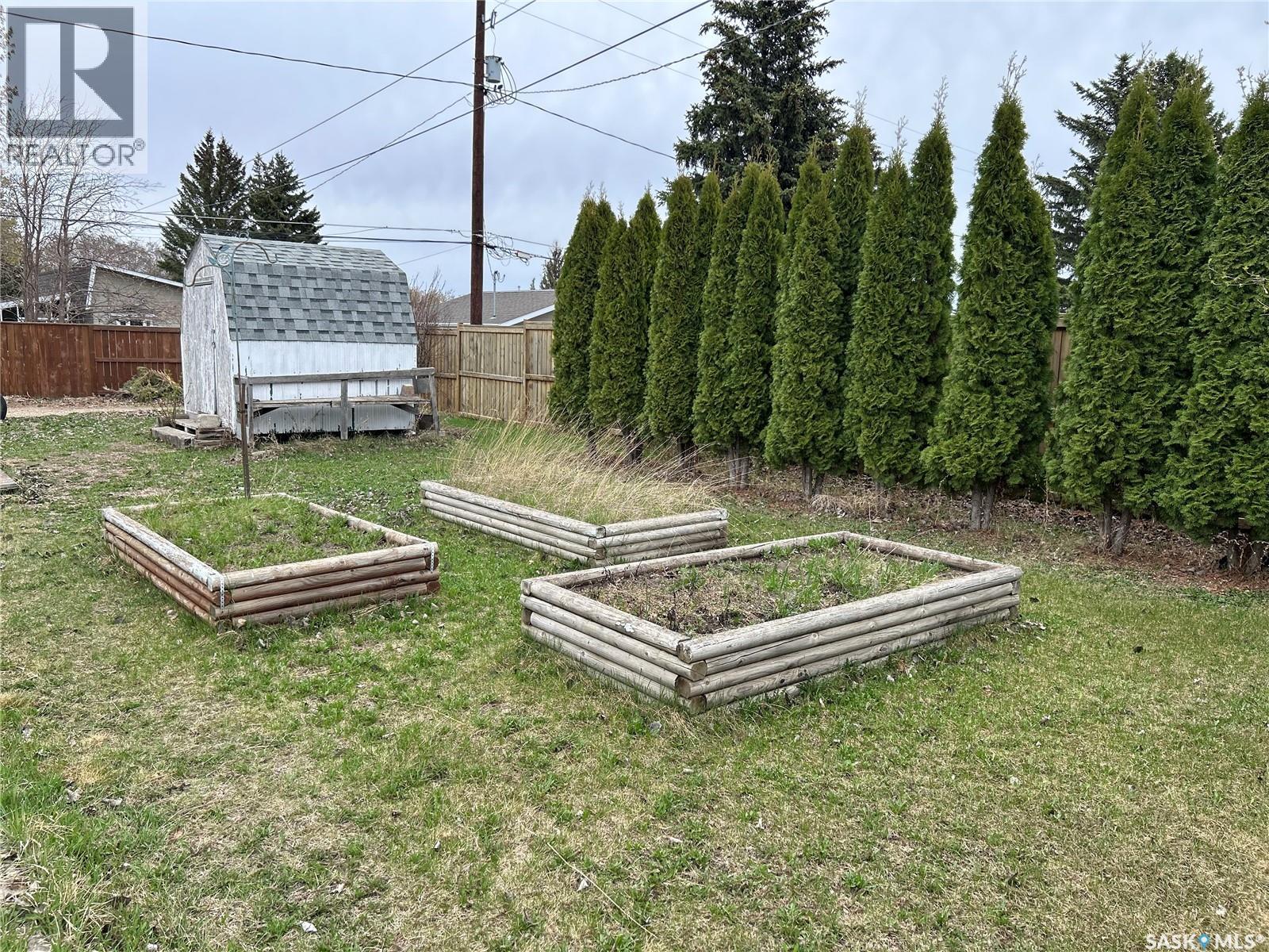 316 4th Avenue W Property Photo 13