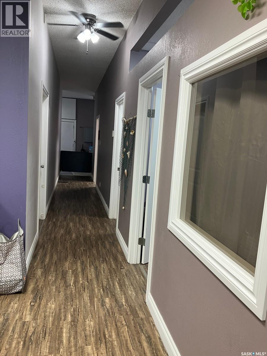 107 1st Avenue E Property Photo 10