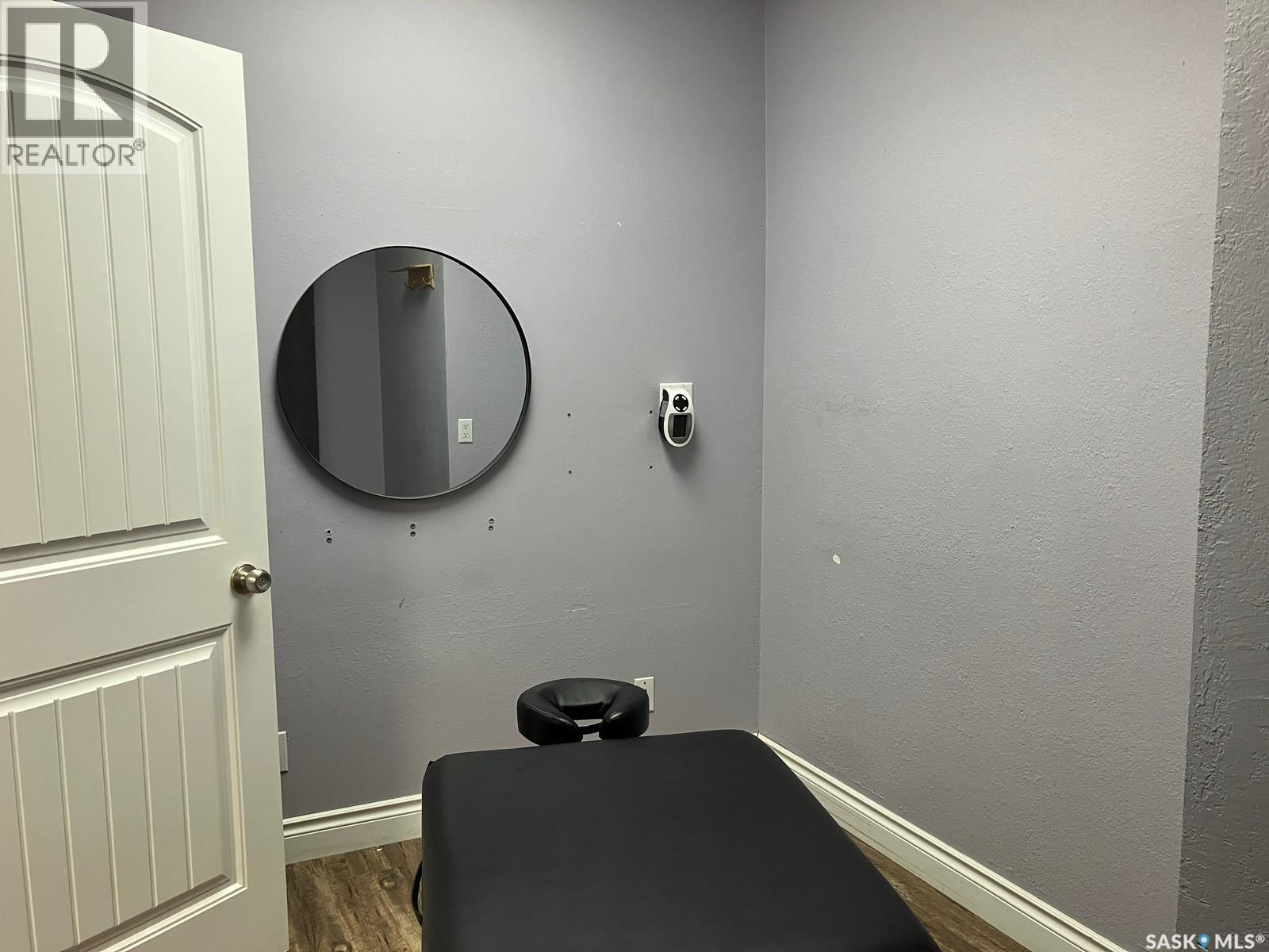 107 1st Avenue E Property Photo 15