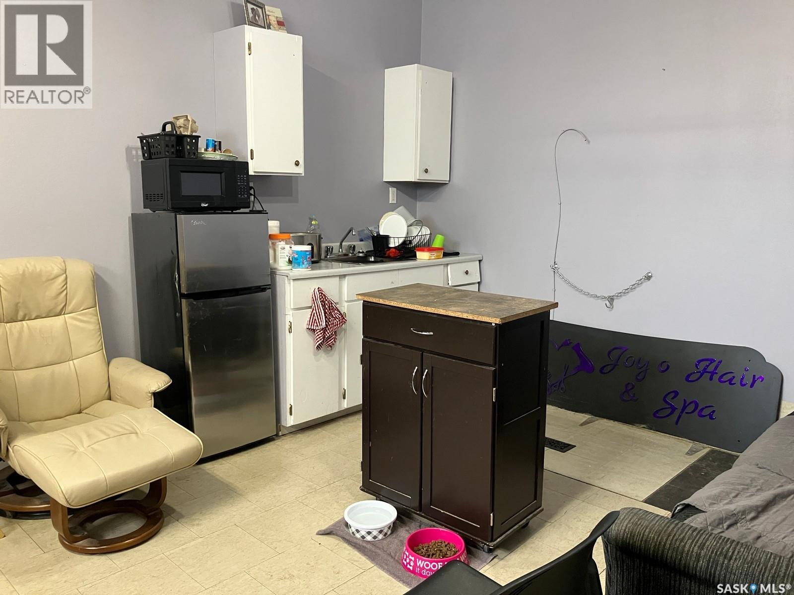 107 1st Avenue E Property Photo 18