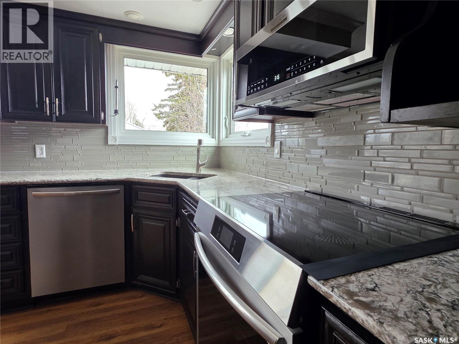 820 Scotia Street Property Photo 11