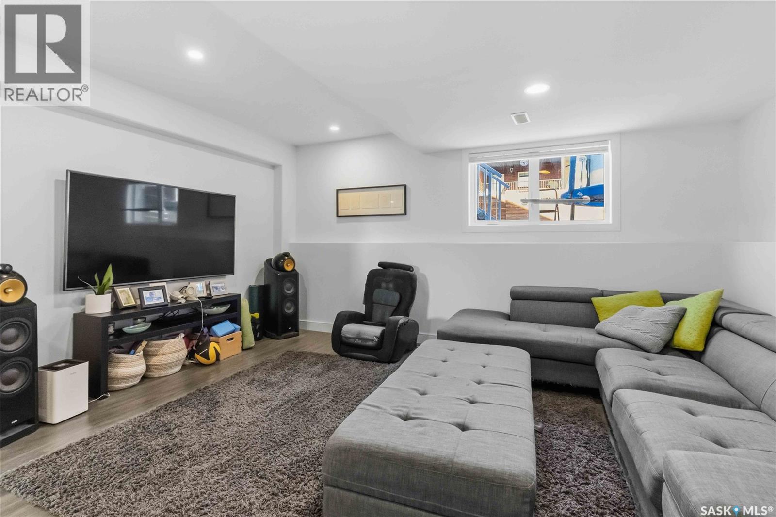 403 Delainey Road Property Photo 31