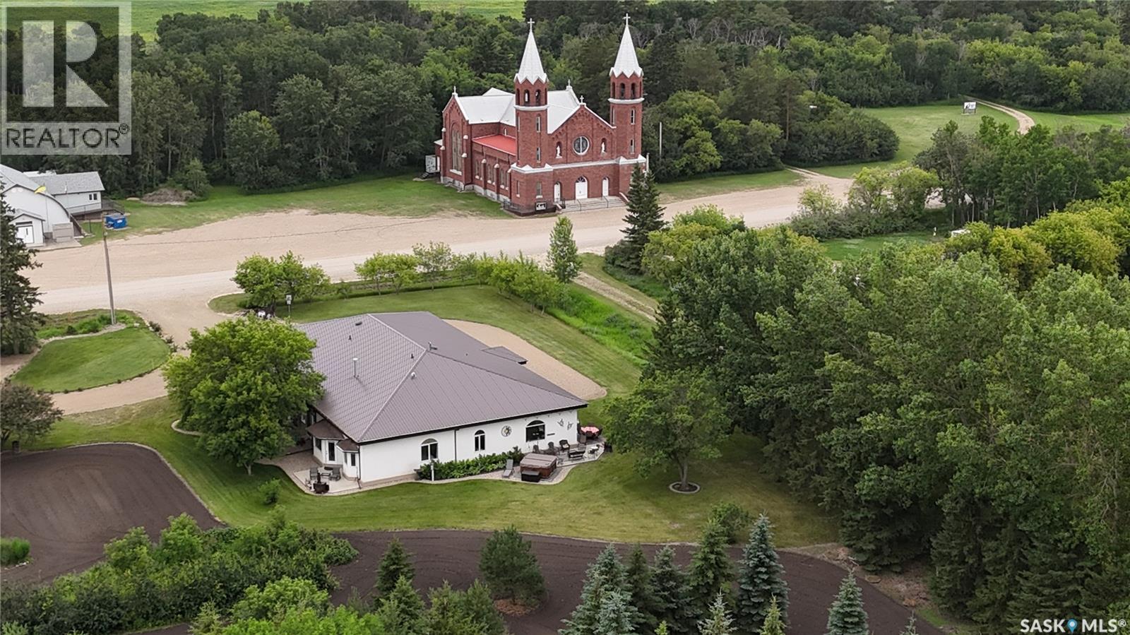 Deibert Acreage Property Photo 3
