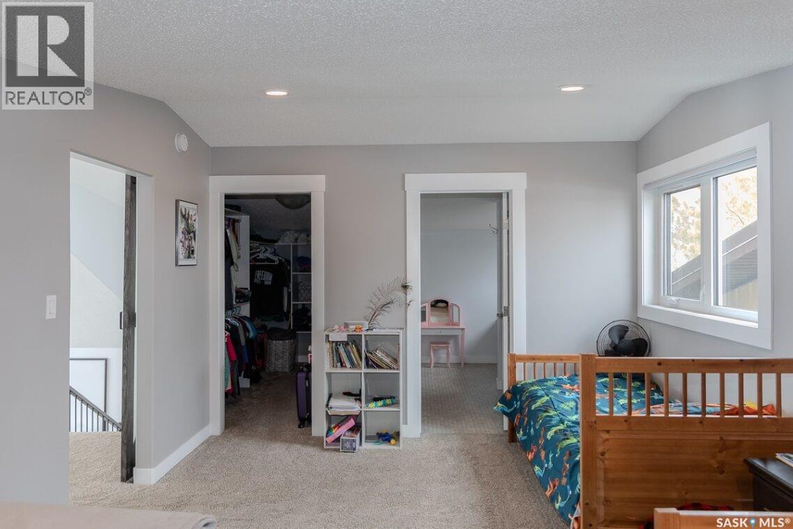 35 Lake Avenue Property Photo 18