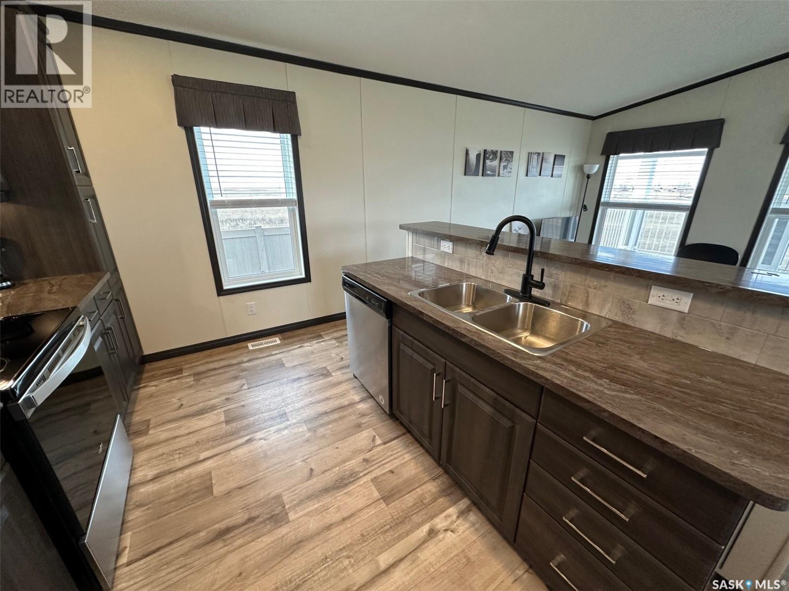 9 Lakeshore Drive Property Photo 7