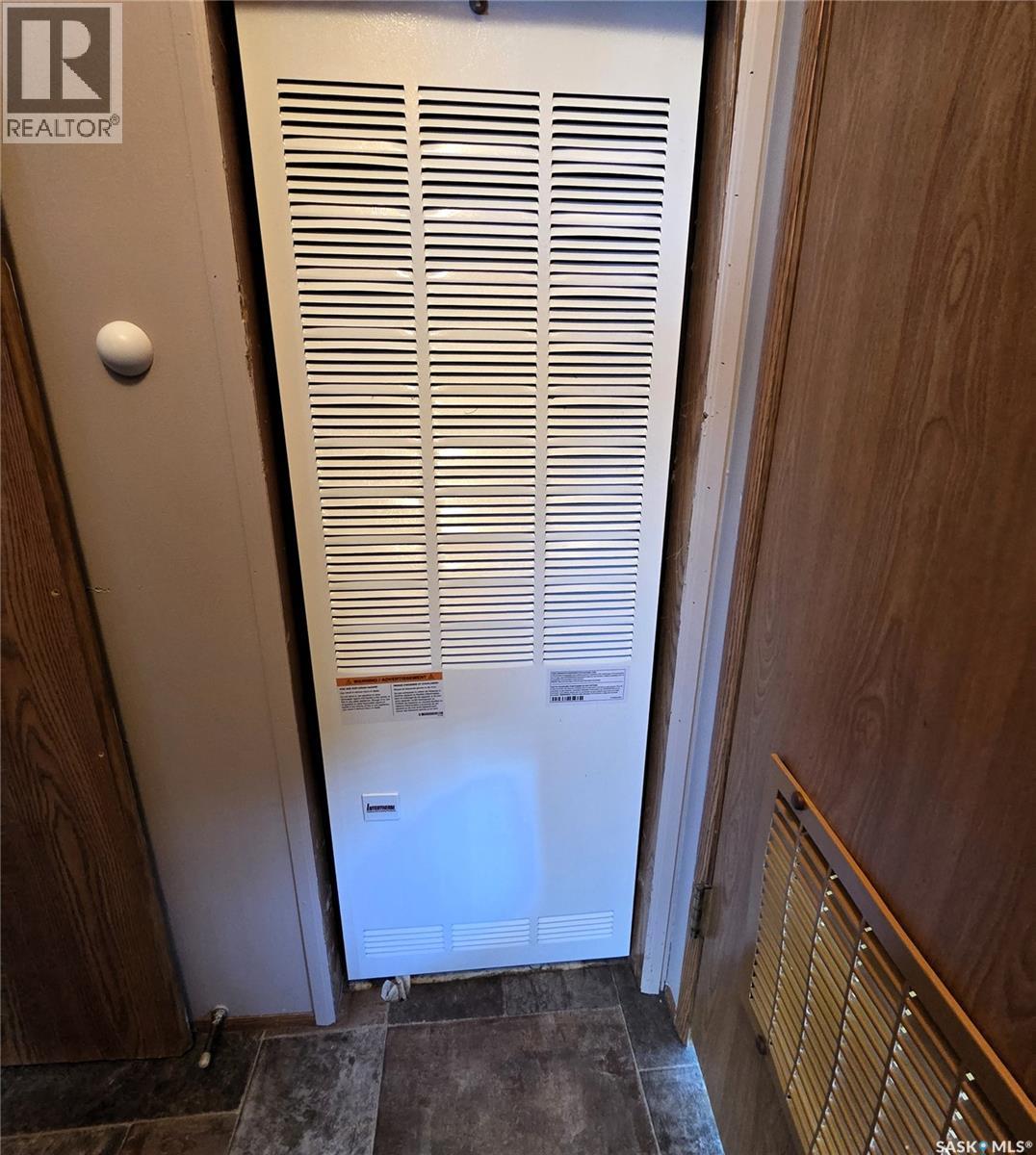 316 1st Street W Property Photo 14