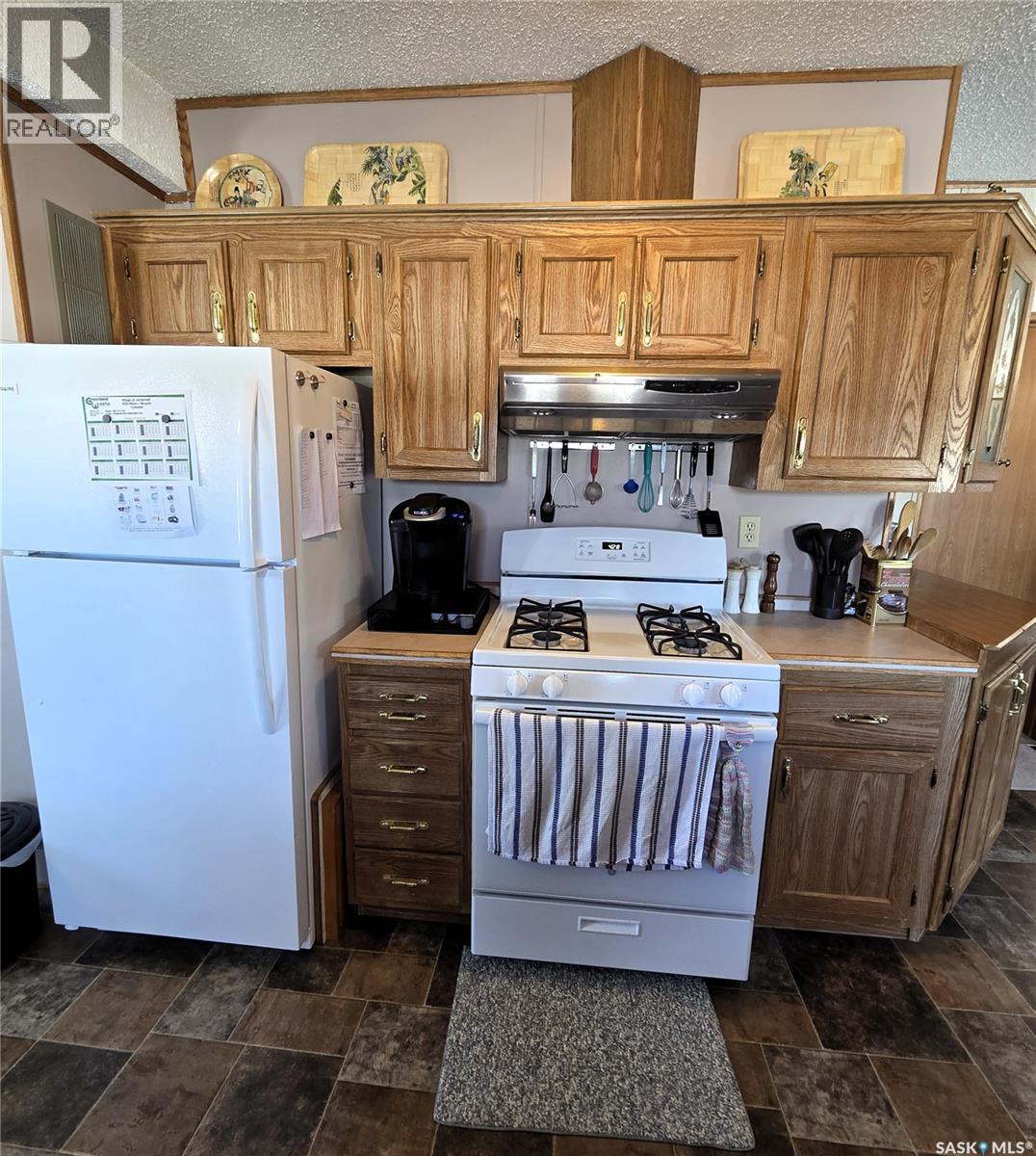 316 1st Street W Property Photo 17